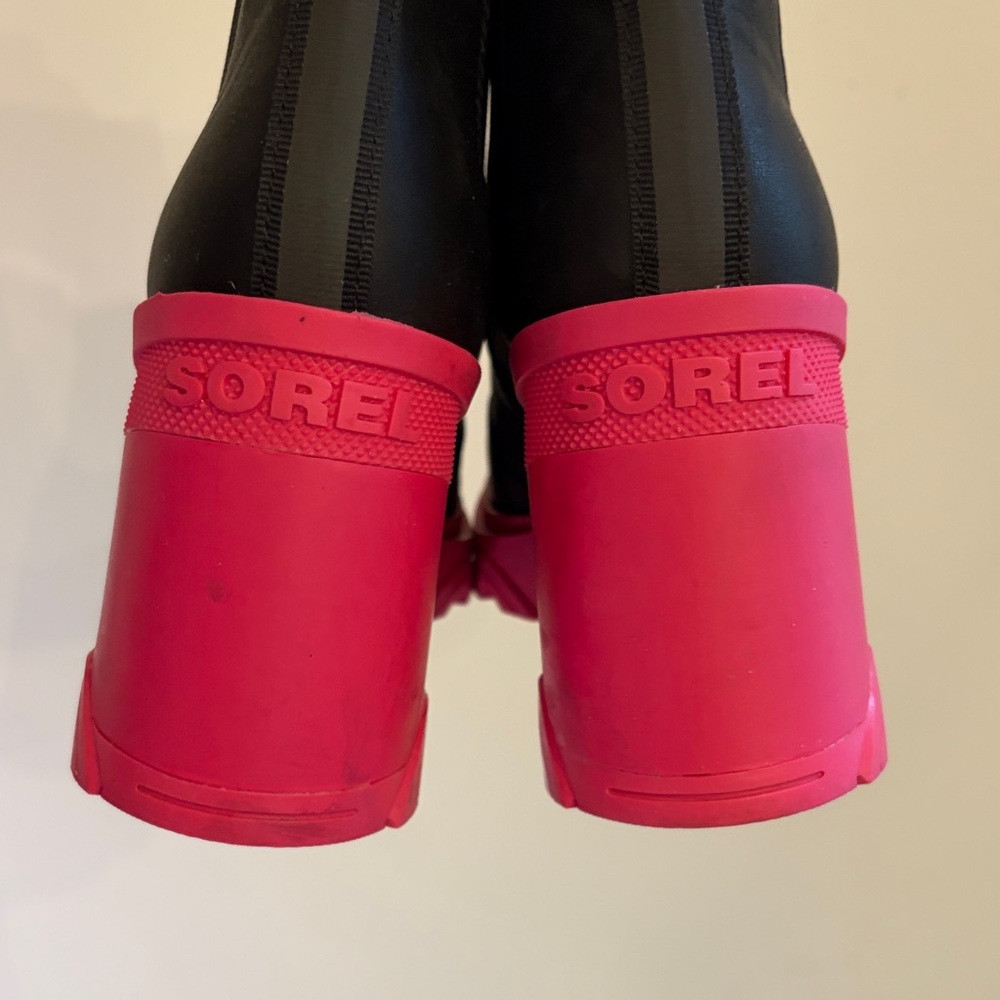Sorel Black and Hot Pink Platform Chelsea Bootie - Women - Picture 2 of 5